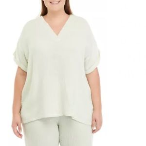 Wonderly Short Sleeve Cotton Gauze V-Neck Top